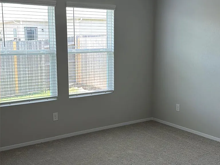 2701 Towy Rd — Photo 17