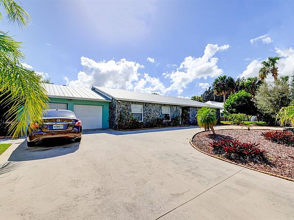 4th image of 322 S Naranja Avenue
