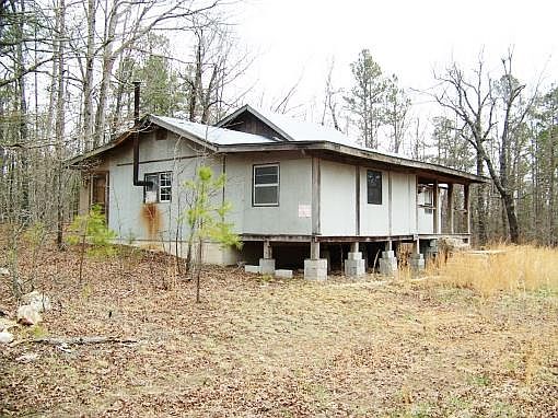 3rd image of 61 Robinwood Ln