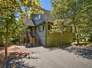 27553 W Shore Rd, Lake Arrowhead, CA 92352