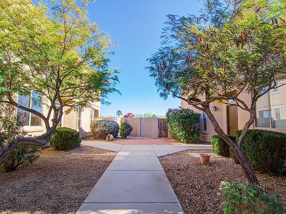 3rd image of 12031 N Lamont Dr Unit A