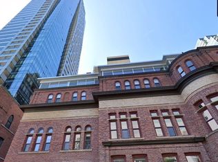 11 Saint Joseph St #605, Toronto, ON M4Y 3G4