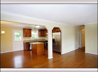404 Winchester Dr, Hampton, VA 23666