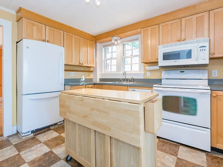 41 Dearborn St — Photo 10