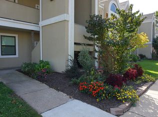 240 Wimbledon Dr APT 2, Branson, MO 65616