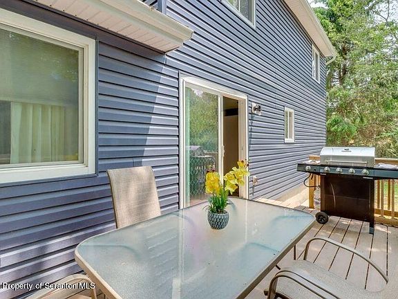 4th image of 626 Forest Dr