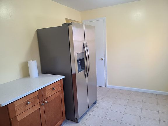 4th image of 3368 Holland Ave Floor 2
