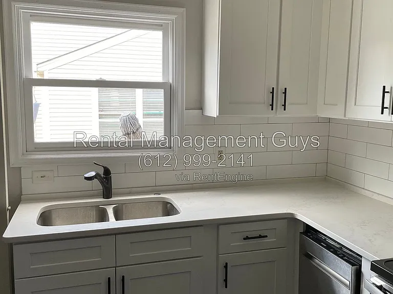 3714 Kipling Ave S — Photo 10