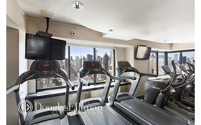 Rented by Douglas Elliman | media 10