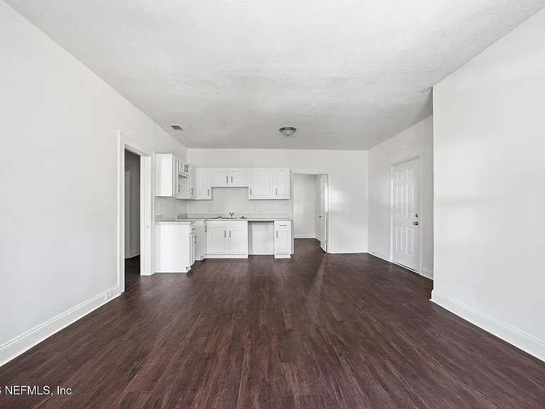 6945 Nelms St — Photo 5