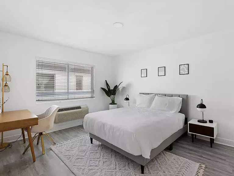 7315 Carlyle Ave #18 — Photo 16