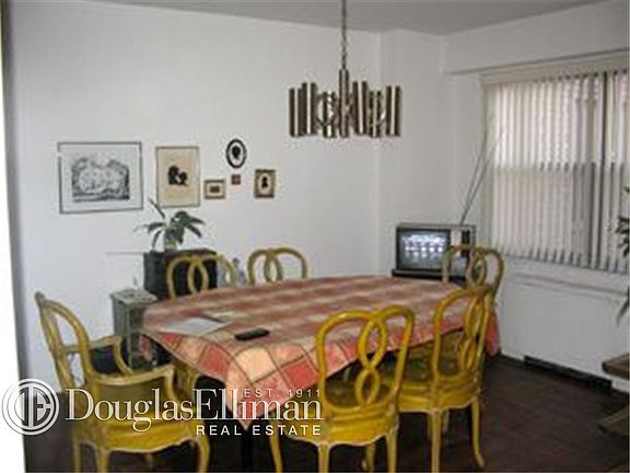 3rd image of 400 E 56th St APT 8E