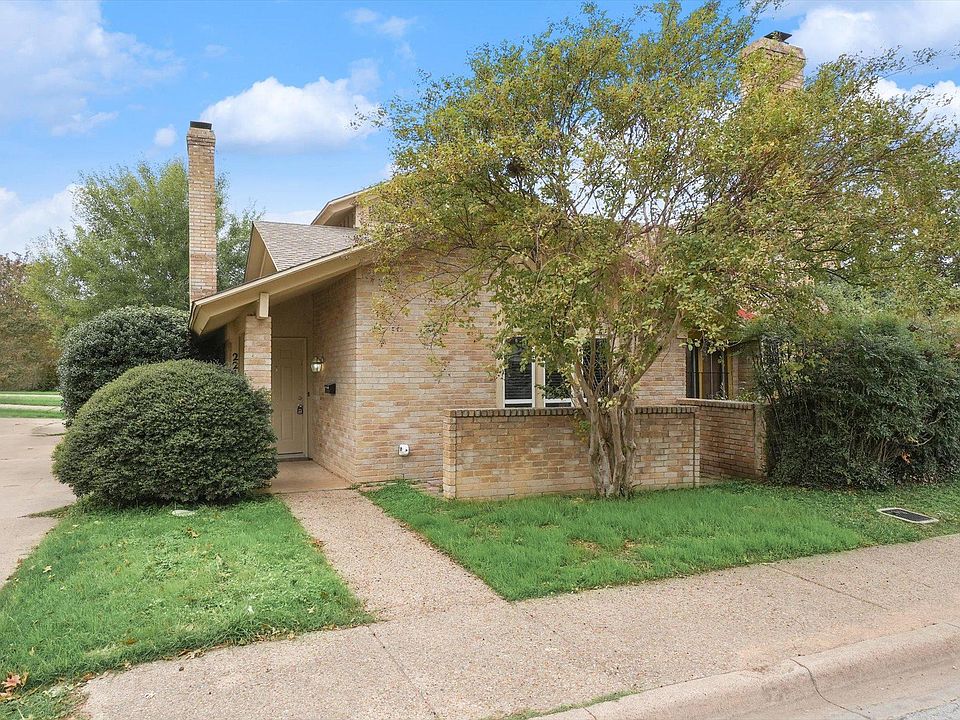 1st image of 2212 Seville Ct