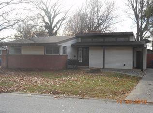 614 Payne St, Wood River, IL