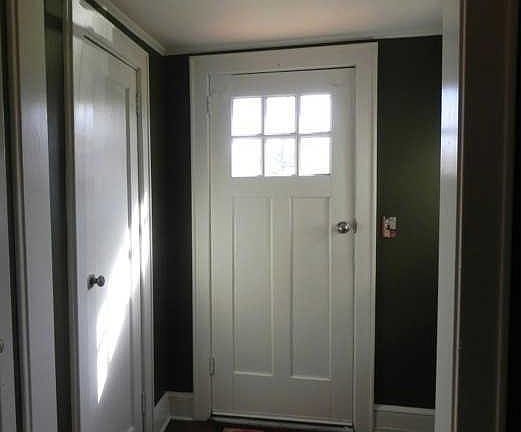 2nd image of 494 Old Country Rd