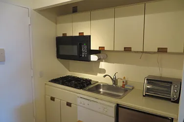 Rented by Starts New York Realty LLC