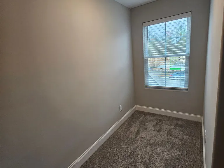 174 Creek Wood Rd — Photo 23