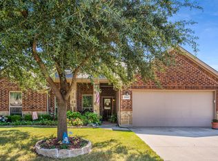 2932 Saddle Creek Dr, Fort Worth, TX 76177