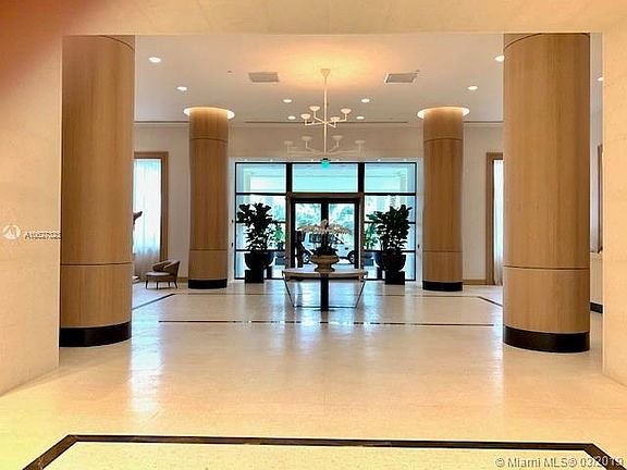 Amazing Beachfront unit at Grand Bay in Key Biscayne