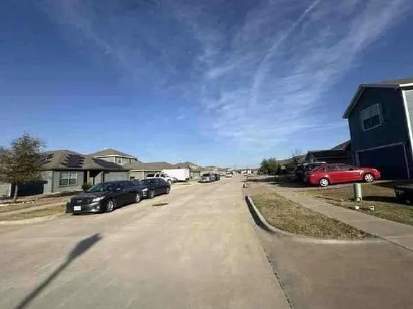 124 Bush Dr, Venus, TX 76084