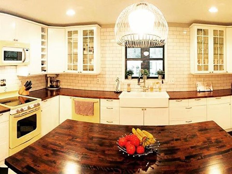 Great kitchen!
