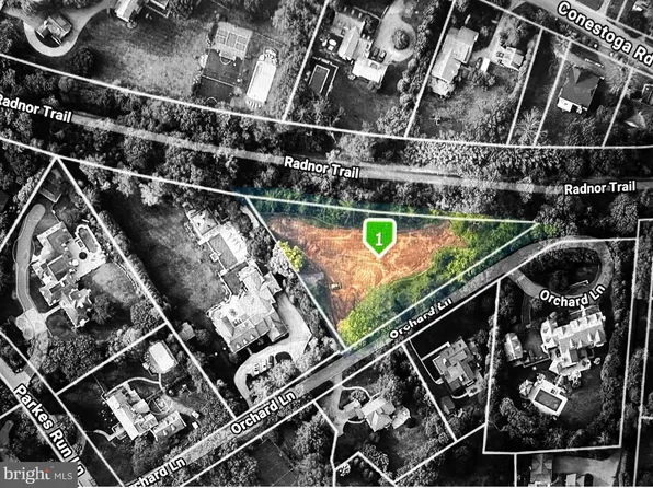 24 Orchard Ln, Villanova, PA 19085