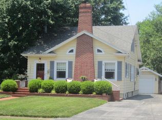 1205 S Roanoke Ave, Springfield, MO 65807