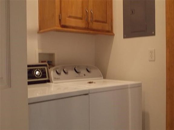3rd image of 8332 Lafayette Ave