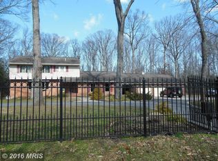 8350 Pinehurst Rd, Pasadena, MD 21122