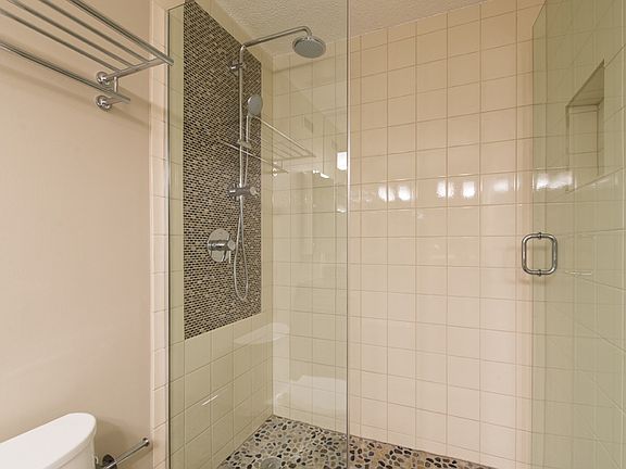 2107 shower_09172024