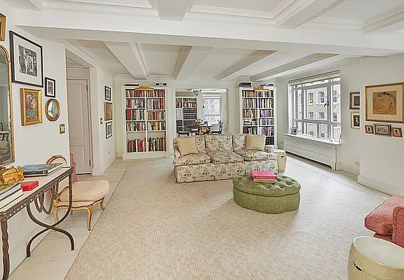 2nd image of 2 Beekman Pl #4ABG