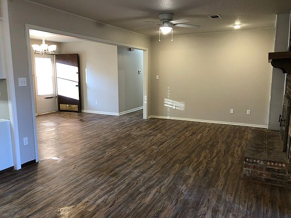 4th image of 425 Ely Dr
