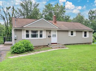 94 Sinclair St, Windsor, CT 06095