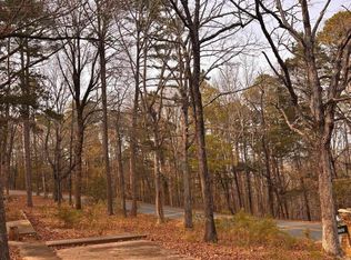 102 Meadow Ln, Shirley, AR 72088