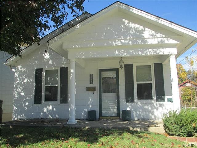 1st image of 7537 Woodland Ave
