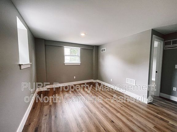 5th image of 268 Sand Hill Rd #10B