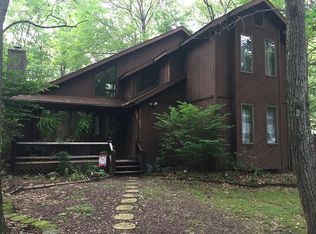 153 Black Oak Dr, Kunkletown, PA 18058