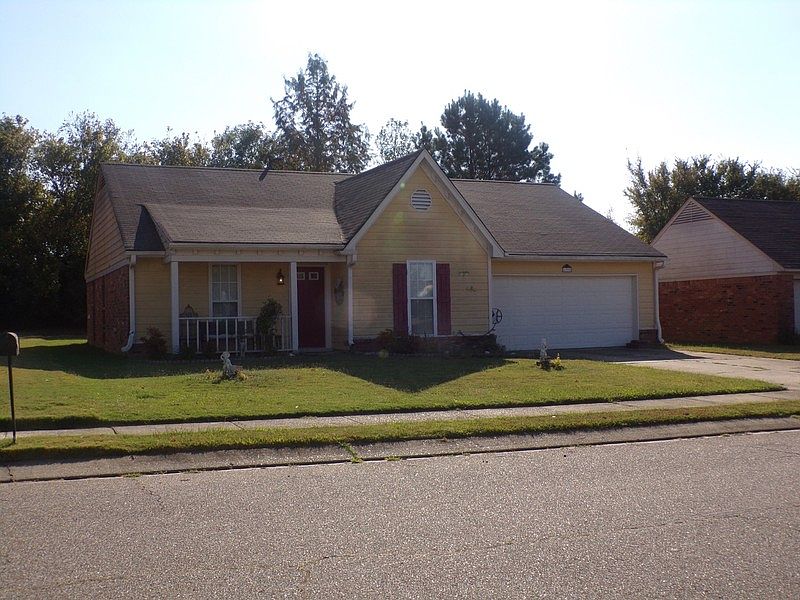 1st image of 6398 Oak Leaf Dr