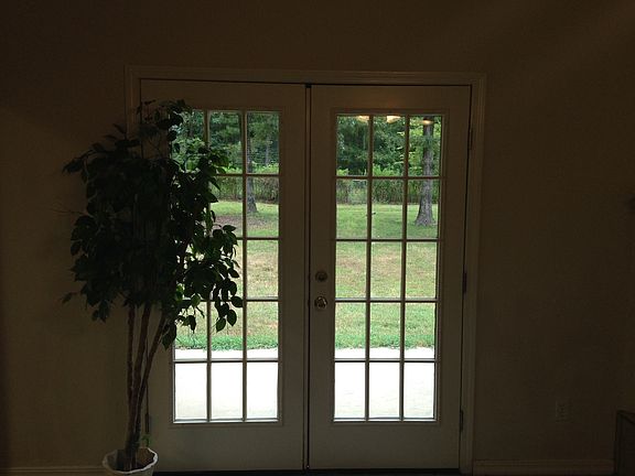 3rd image of 117 Downs Dr