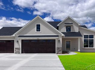 8961 Copper Ct, Freeland, MI 48623