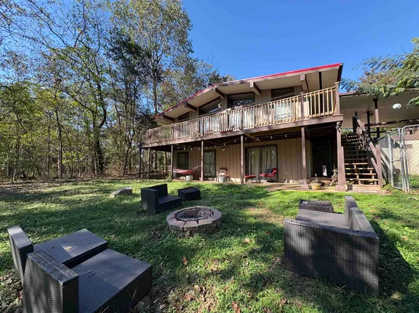 4 Cisco Cir, Cherokee Village, AR 72529