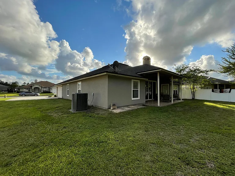 33380 Sunny Parke Cir — Photo 2