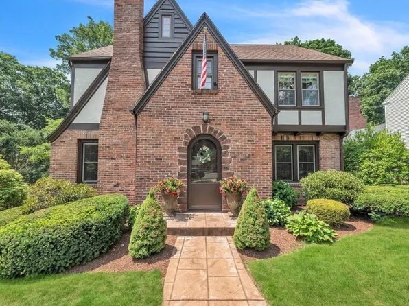 46 Longview Dr, Longmeadow, MA 01106