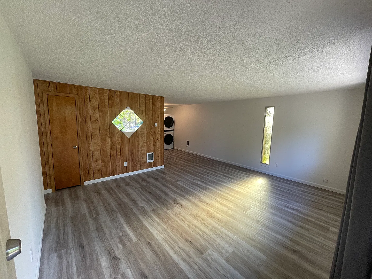 2 bed, 780 sqft, $2,000 — Photo 2