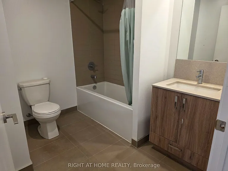 1787 Saint Clair Ave W #319 — Photo 8
