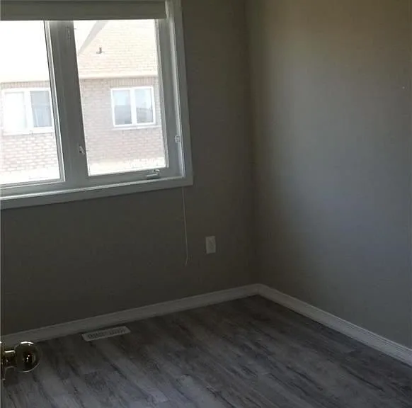 5749 Retreat St — Photo 10
