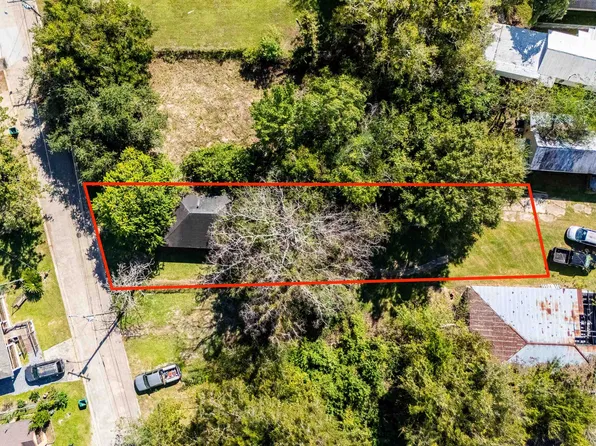 113 Mount St, Morgan City, LA 70380