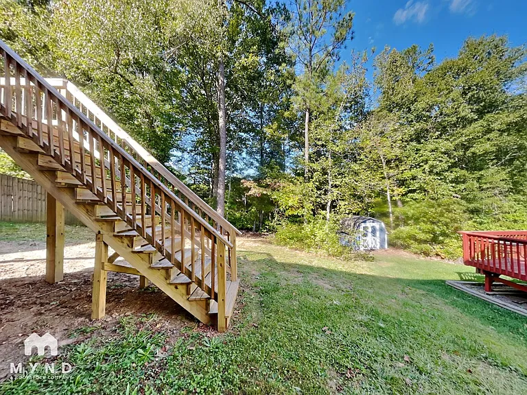 1106 Lady Banks Dr — Photo 22