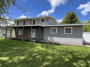 61890 County Rd N, Prairie Du Chien, WI 53821