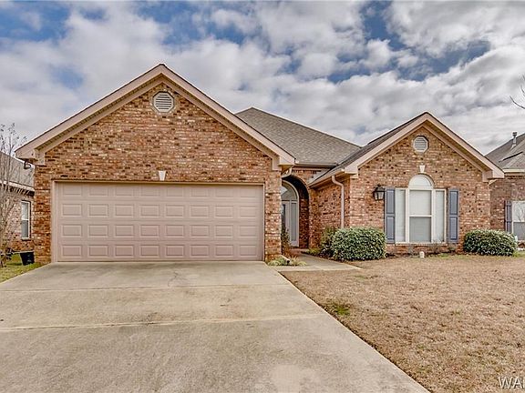 3rd image of 473 Camille Ln